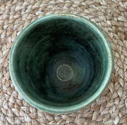 Taza Artesanal “Textura” – Cerámica Única Hecha a Mano por Isa Boyd